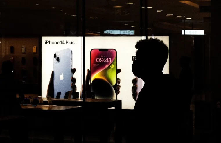 China nega ter proibido Iphones em prédios do governo