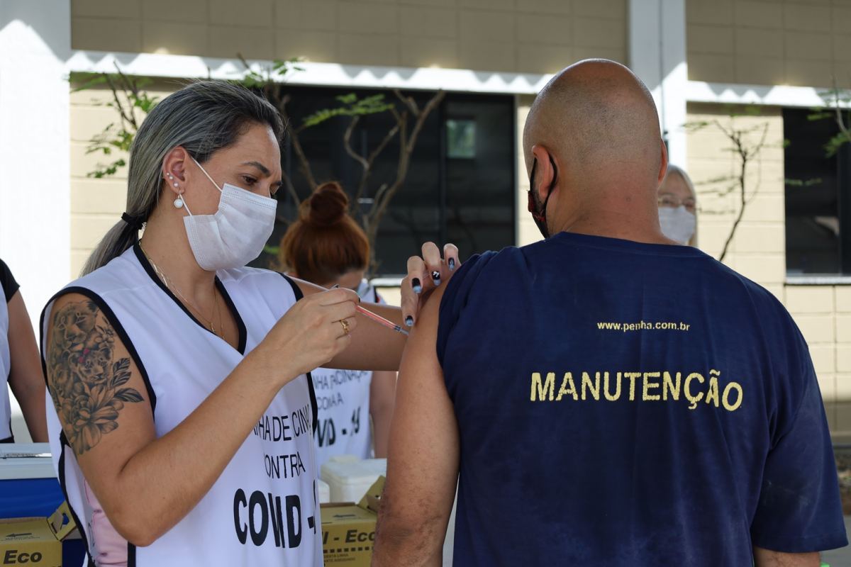 Calçadão de Campo Grande recebe ação de vacinação durante esta semana