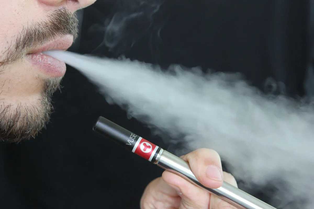 Mesmo proibido, consumo de ‘vapes’ cresce no país