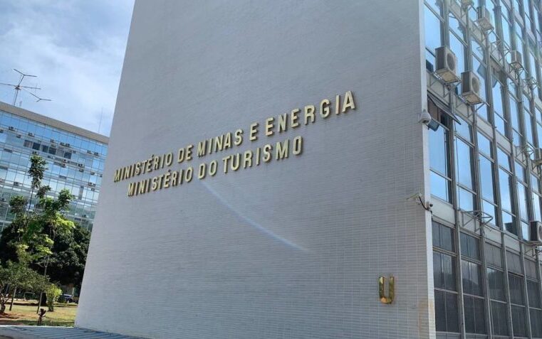 Ministério de Minas e Energia não vê necessidade de retomar o horário de verão