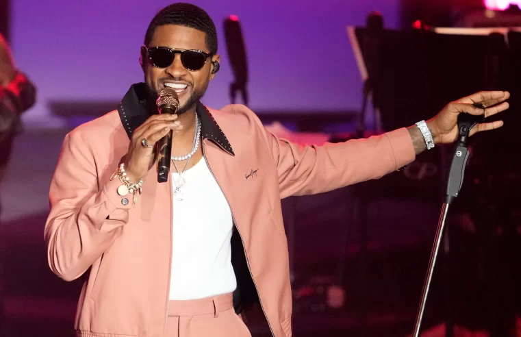 Usher fará show no intervalo do SuperBowl em fevereiro de 2024