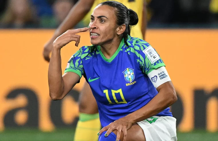 Marta faz críticas a ex-treinadora da seleção, Pia Sundhage