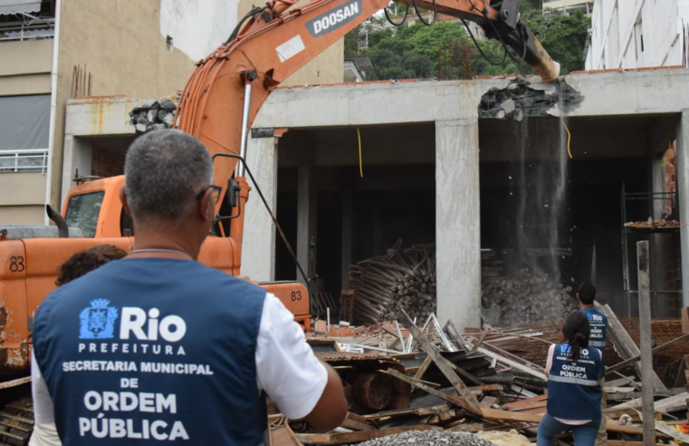 Ministério Público Federal pede explicações de violações relatadas por moradores em demolição na Maré