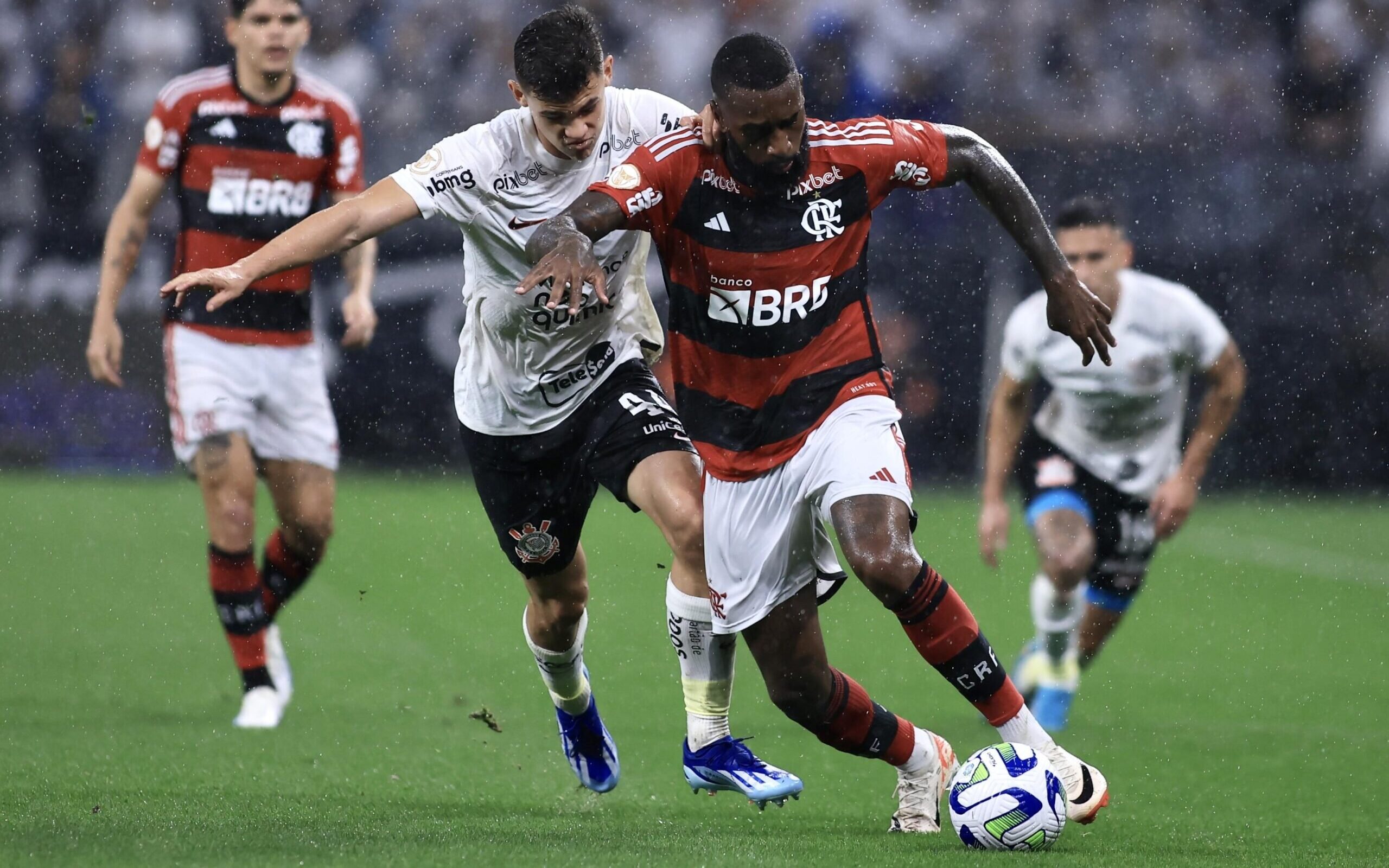 #Brasileirão: Corinthians empata com Flamengo por 1 a 1