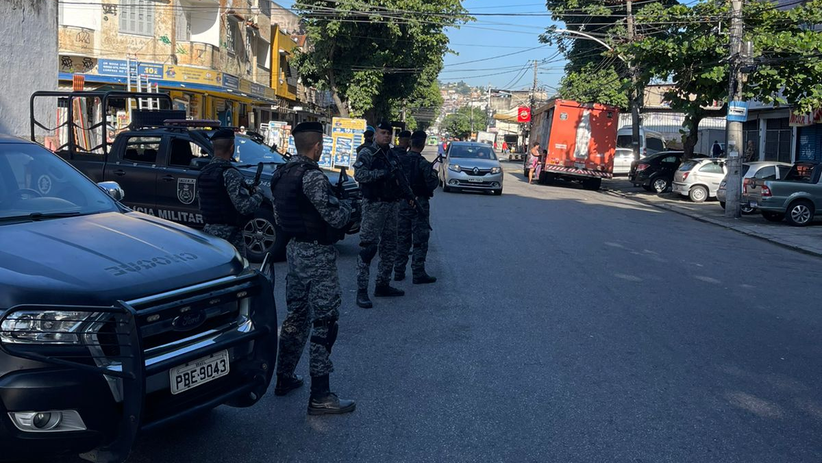 Polícia realiza operação contra o crime organizado nas zonas Norte e Oeste do Rio