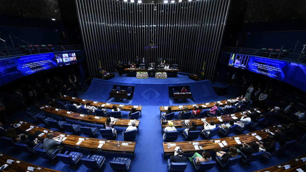 Senado começa nesta semana votação da PEC que limita o poder do STF