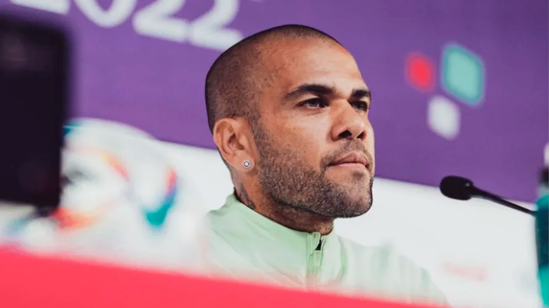 Pena máxima de Daniel Alves pode cair pela metade após defesa pagar 150 mil euros 