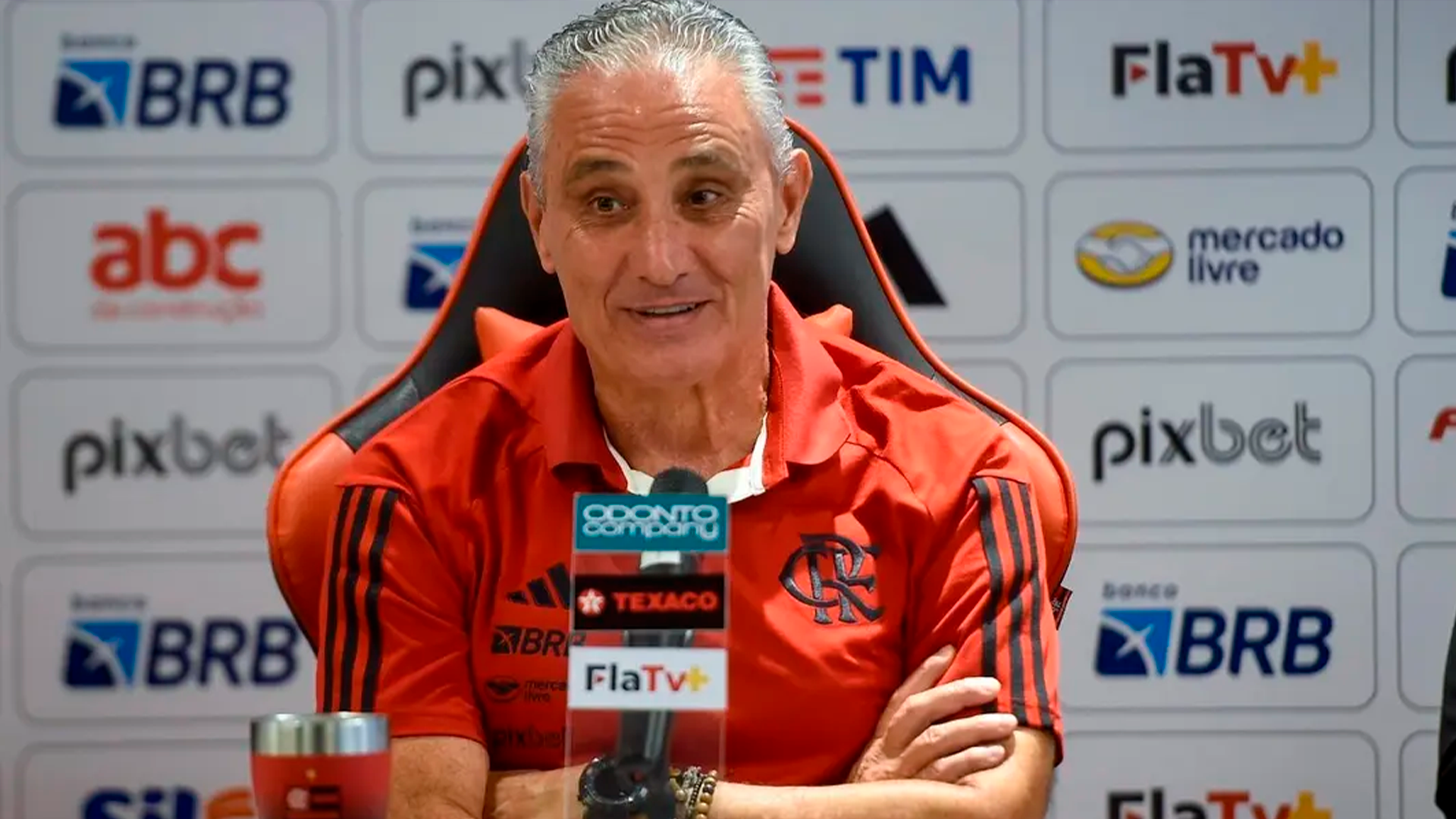 Tite é apresentado oficialmente como técnico do Flamengo 