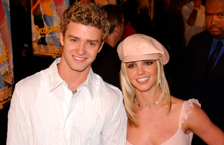 Britney Spears revela que engravidou de Justin Timberlake em autobiografia 