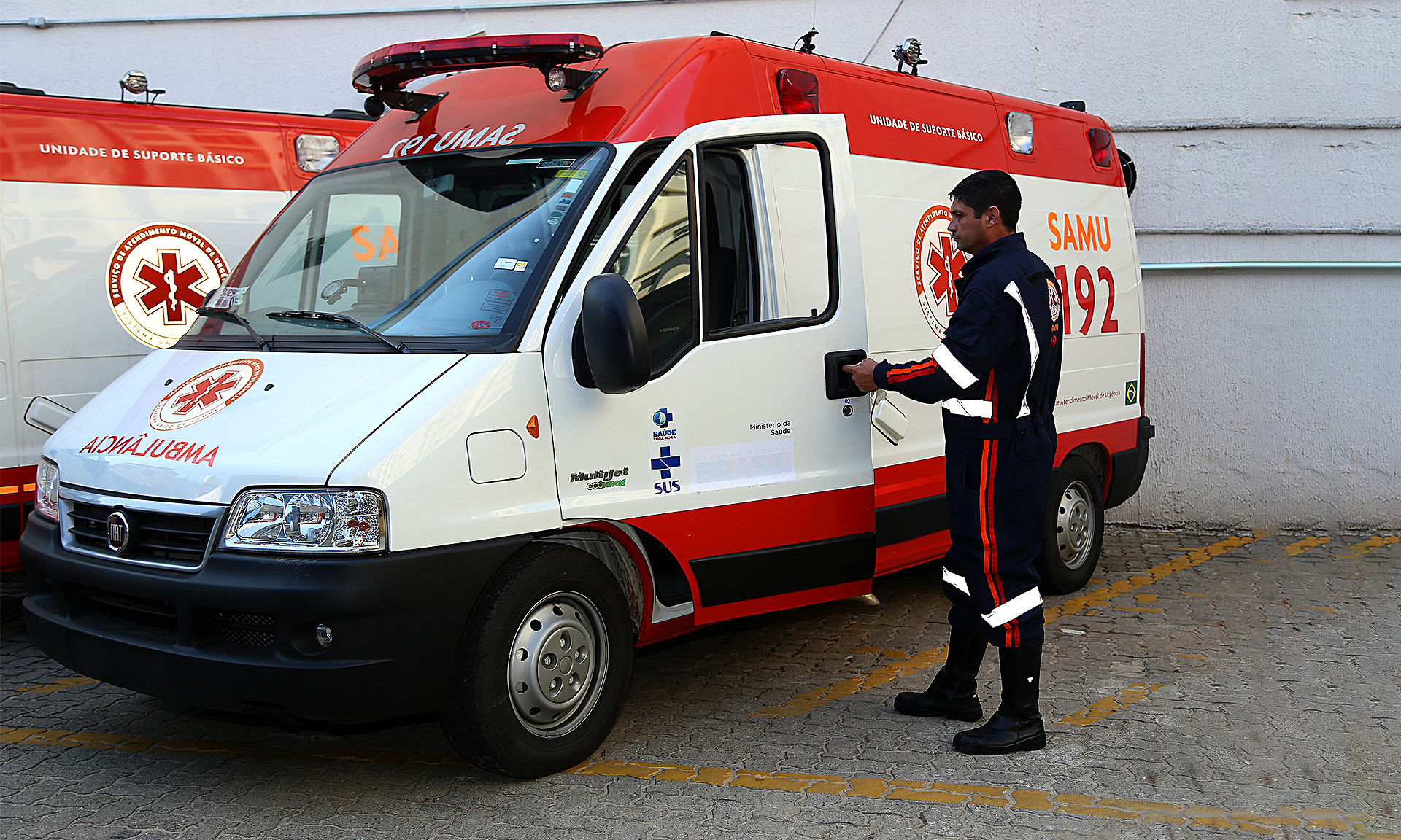 Equipes do SAMU-RJ comemoraram Dia do Condutor de Ambulância com doação de sangue