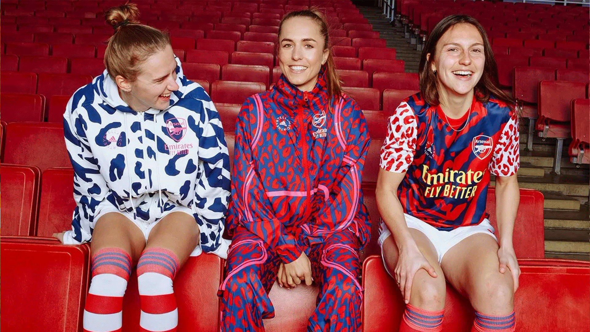 Stella McCartney assina nova coleção para uniforme feminino do Arsenal 