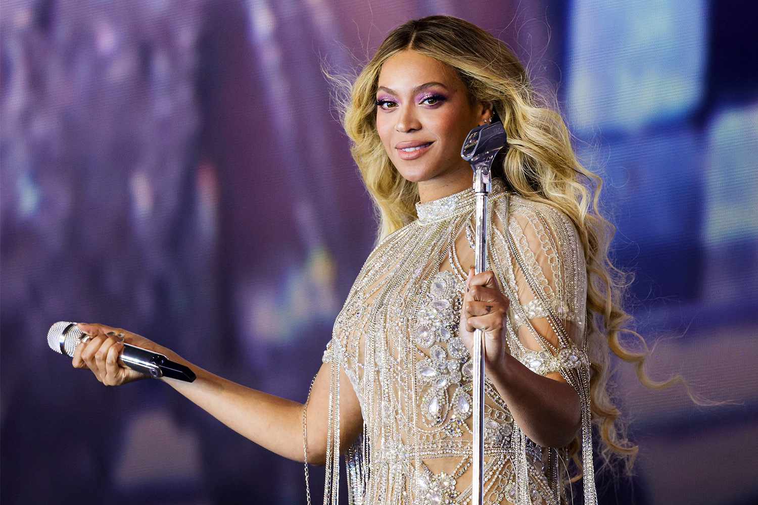 Filme sobre a turnê de Beyoncé chega aos cinemas brasileiros em dezembro