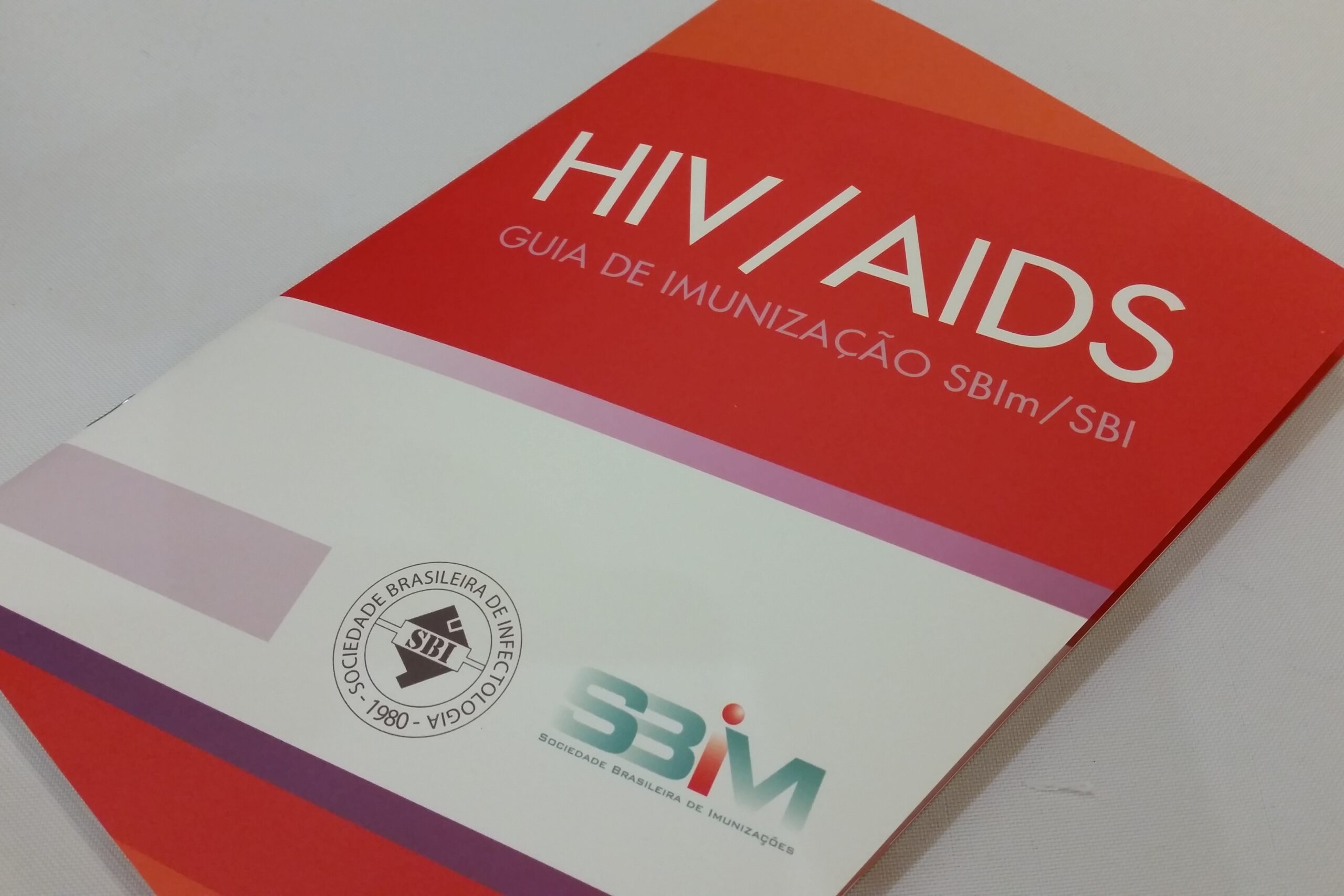 Ministério da Saúde recebe remédio que simplifica tratamento do vírus HIV