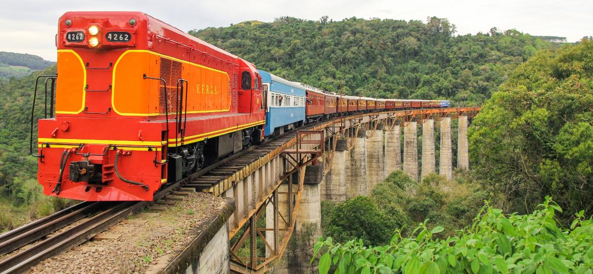 Chile e México têm projetos ferroviários inspirados em grandes cidades europeias