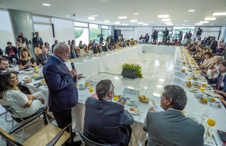 Lula afirma que é difícil que o governo cumpra a meta de déficit zero em 2024