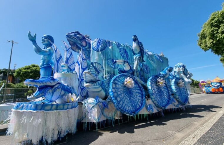 Carros alegóricos do carnaval do Rio deverão ter sirenes para evitar acidentes