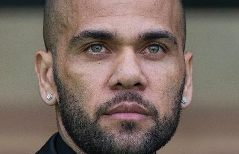 Ministério Público da Espanha pede nove anos de prisão para Daniel Alves