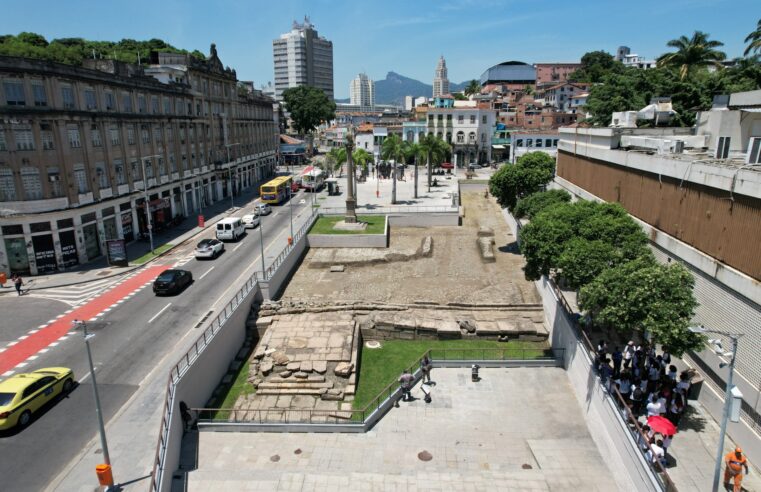 Prefeitura entrega obra de valorização do Cais do Valongo, no Porto Maravilha