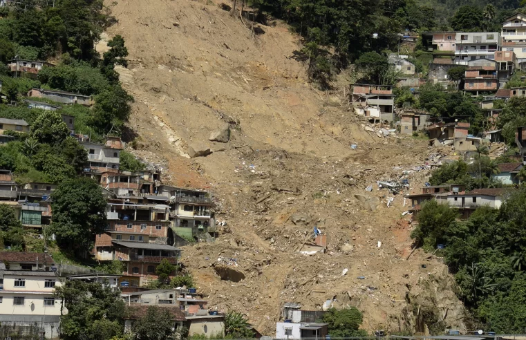 Ocupação de áreas de riscos para moradias no país quase triplicou desde 1985