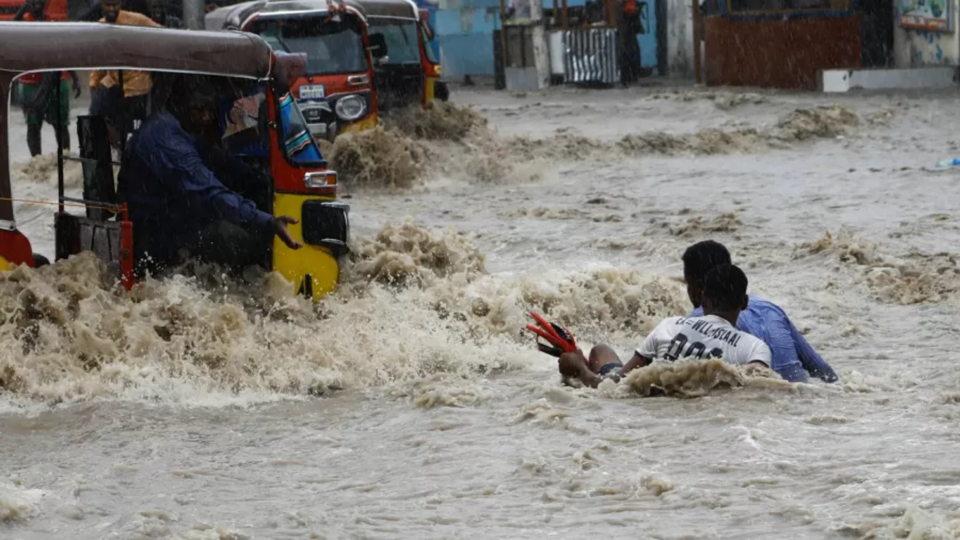 El Niño provoca inundações e mata mais de cem pessoas na África