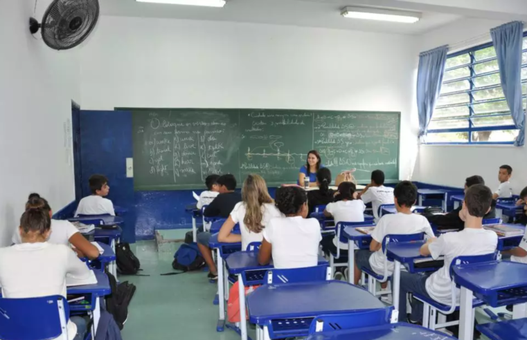 Poupança é criada para manter na escola estudantes do ensino médio