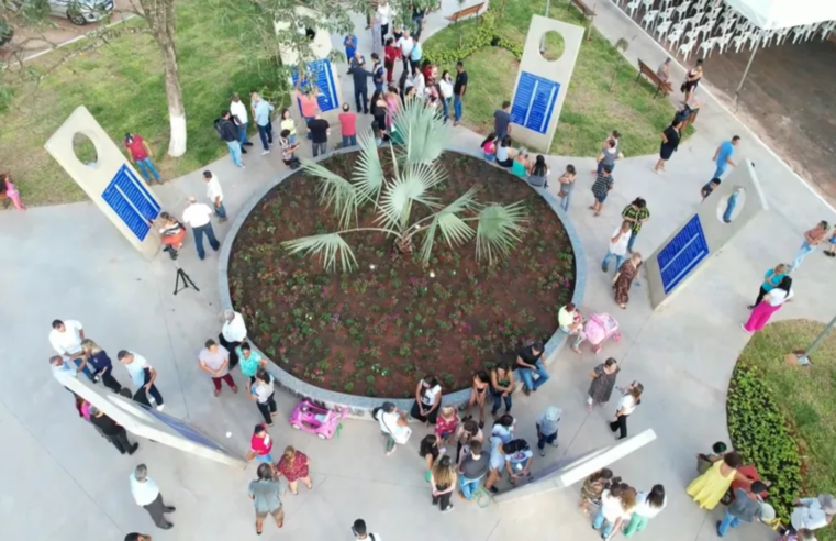 Memorial em homenagem às vítimas da Covid-19 é inaugurado em Monte Carmelo (MG)