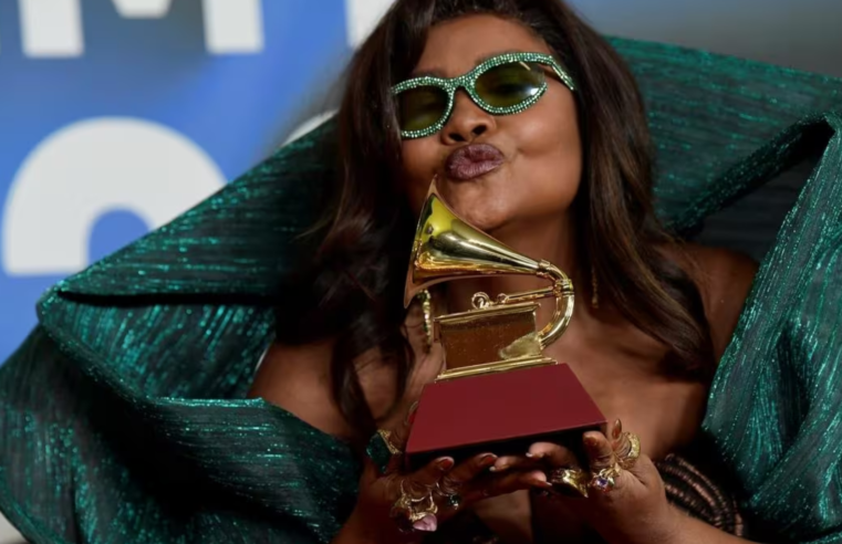 Gaby Amarantos e outros nove talentos brasileiros recebem o Grammy Latino 2023