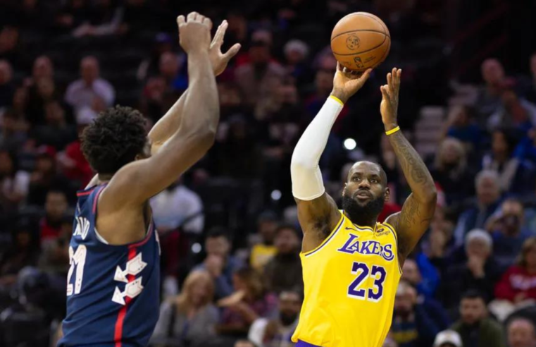 Mesmo sofrendo derrota, LeBron James quebra recorde da NBA