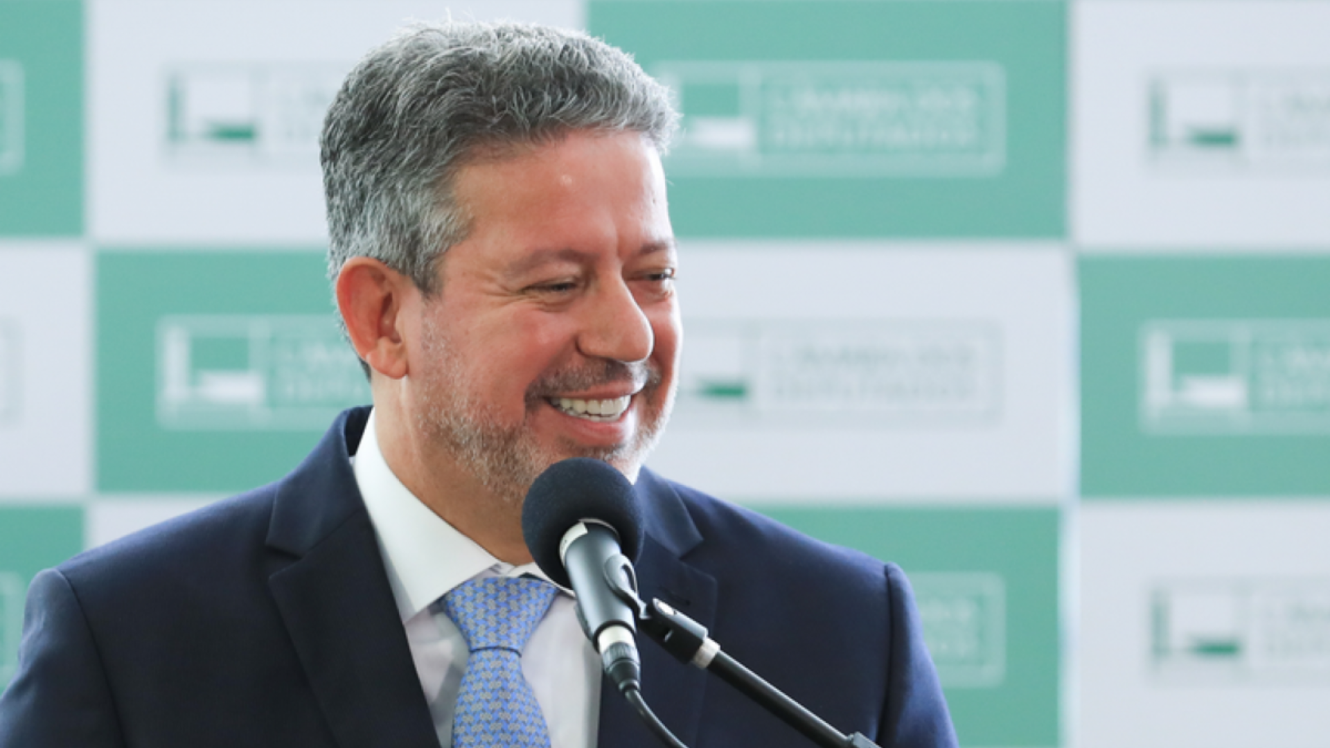 Presidente da Câmara anuncia criação de força-tarefa na agenda verde