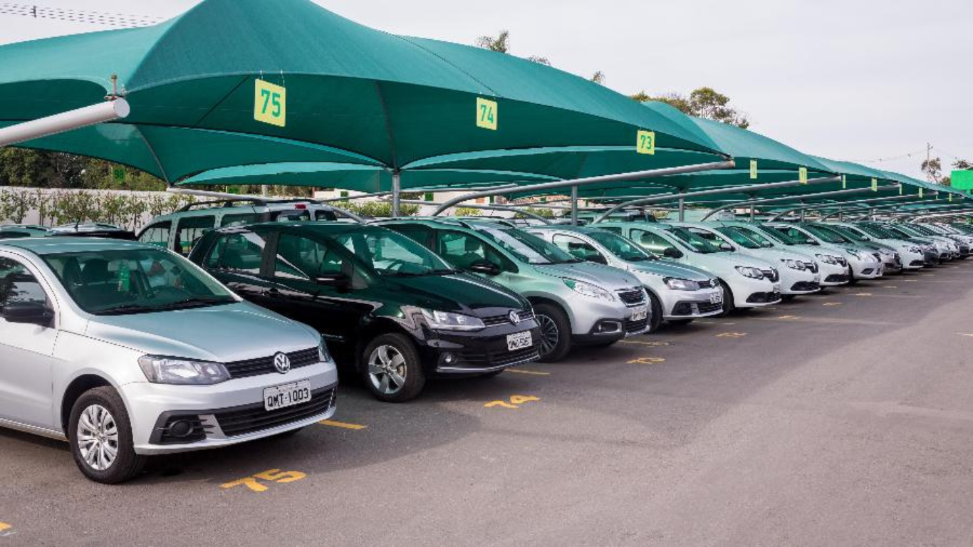 Frota de veículos de locadoras cresce e fechará 2023 batendo recorde