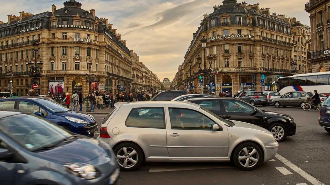 Carros muito poluidores irão pagar multa maior que R$ 300 mil na França