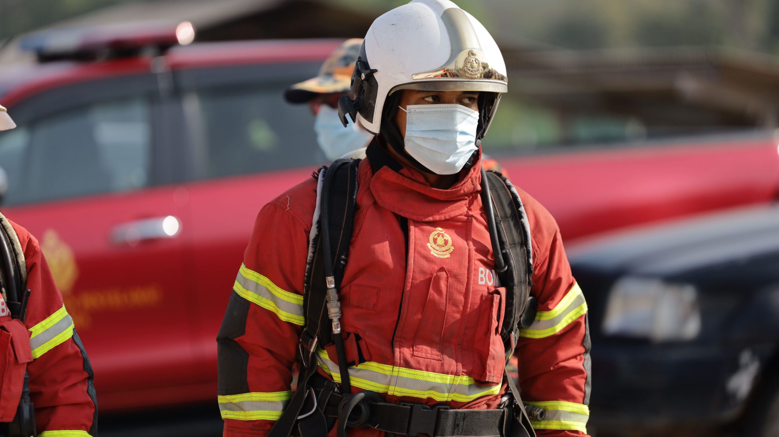 Reforço é solicitado por governador do ES para combater incêndio na Cacau Show