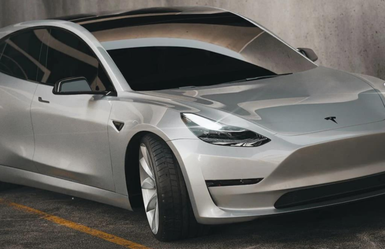 Tesla anuncia novo modelo elétrico, o Model 2