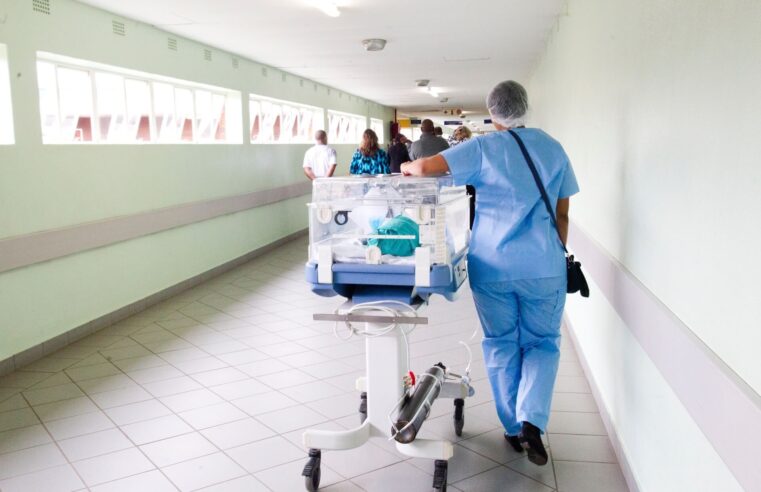 Superlotação em emergências de hospitais cai 28% 