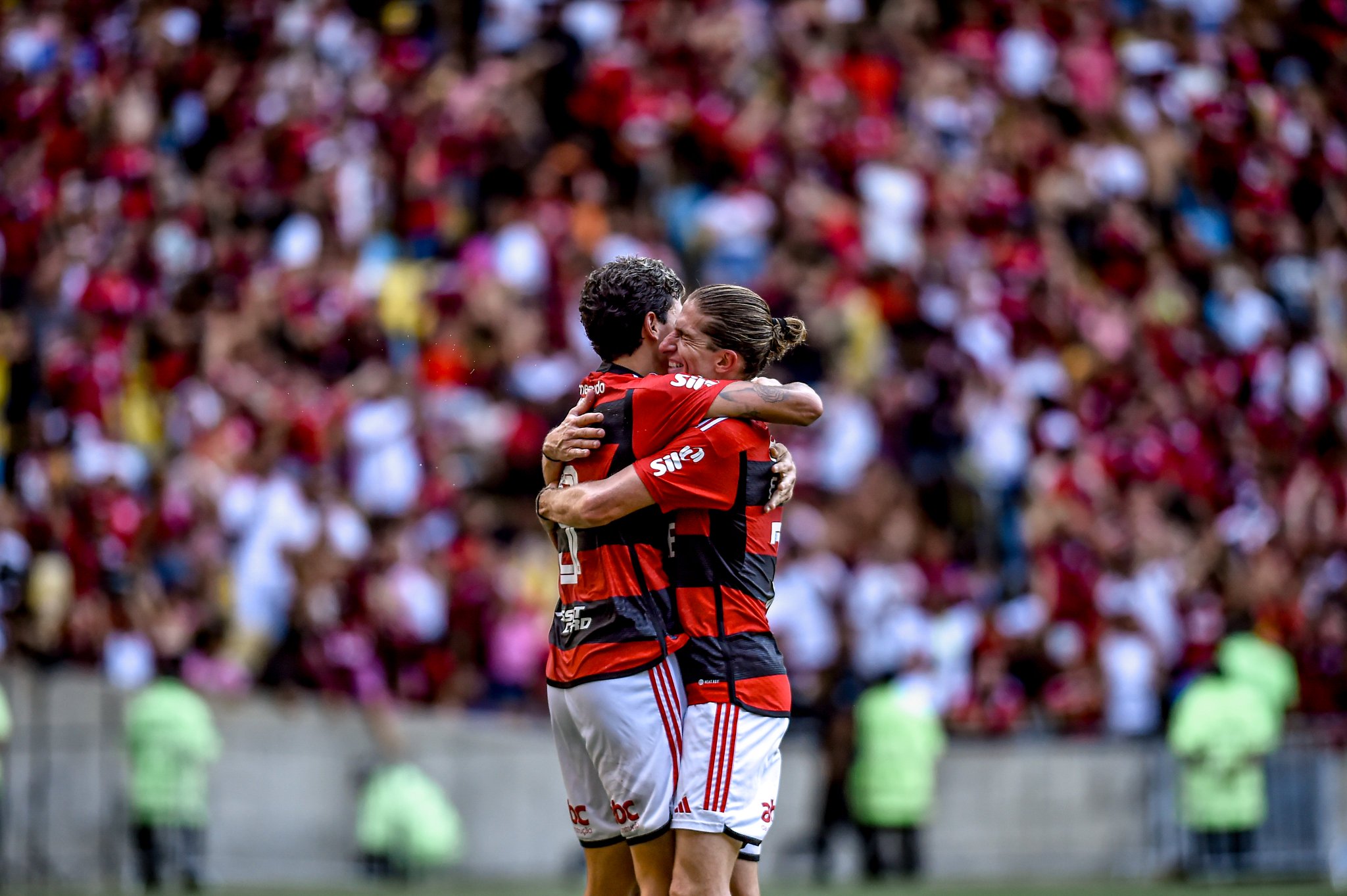 #Brasileirão: Em tarde de despedida, Flamengo vence o Cuiabá por 2 a 1