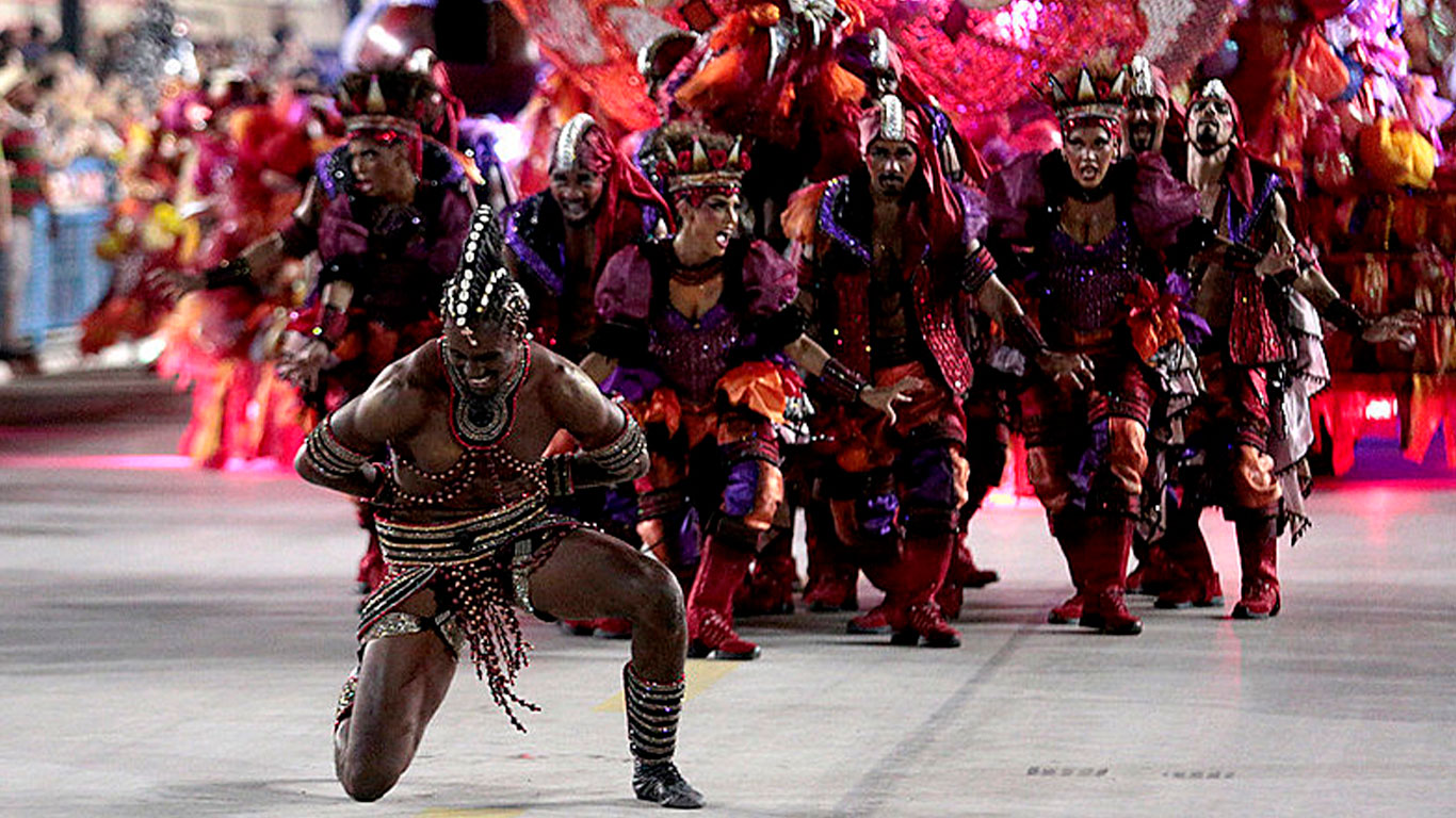 Desfile campeão da Grande Rio vira exposição no Museu de Arte do Rio