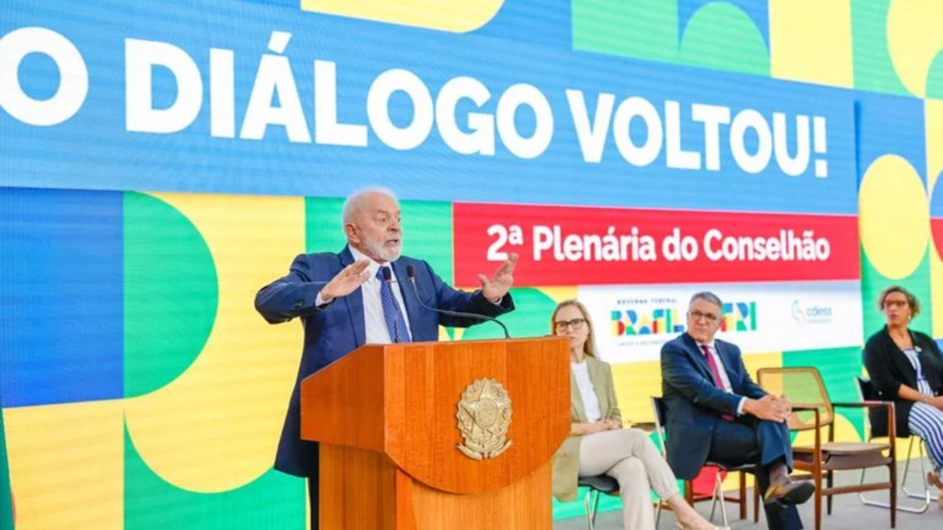 Lula defende investimentos para a resolução de problemas históricos