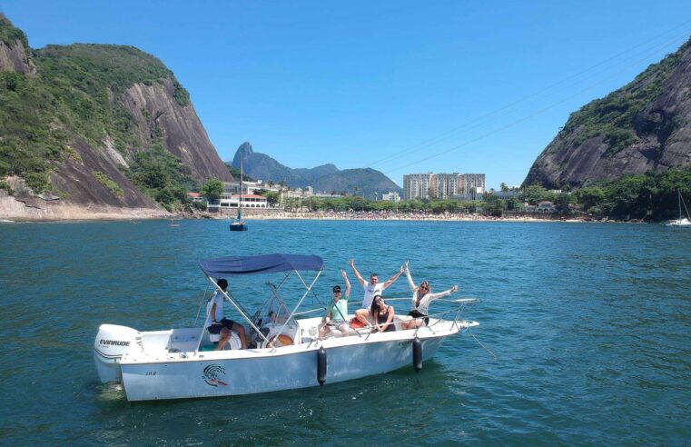 Locação de barcos por  aplicativos é uma opção boa para conhecer as orlas do Rio 