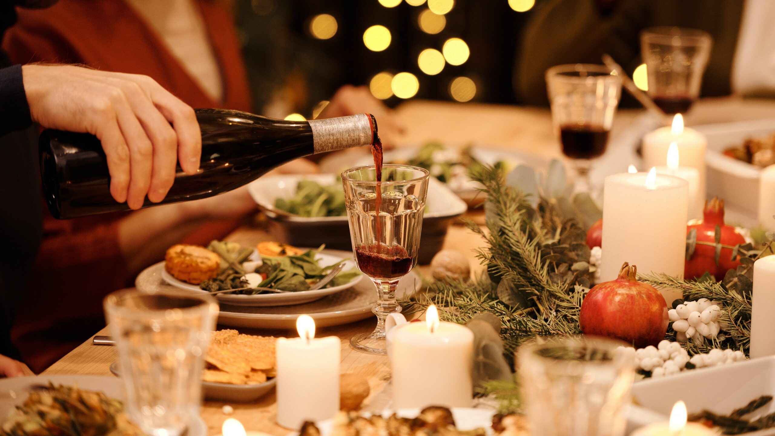 Bebida alcoólica é a real vilã da dieta nas festas de fim de ano e não a comida 