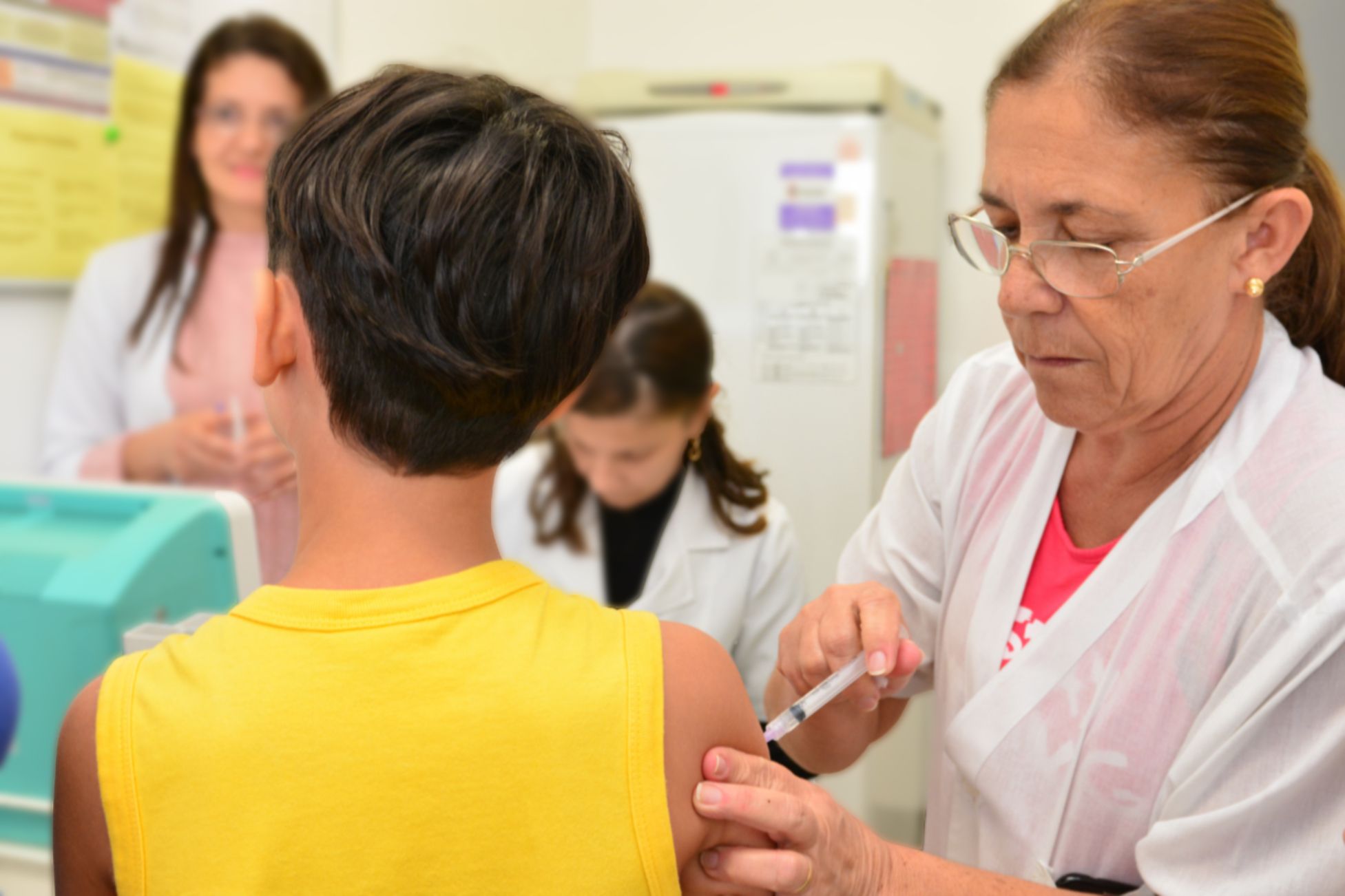 Meninos de até 14 anos são os que menos se vacinam contra o HPV