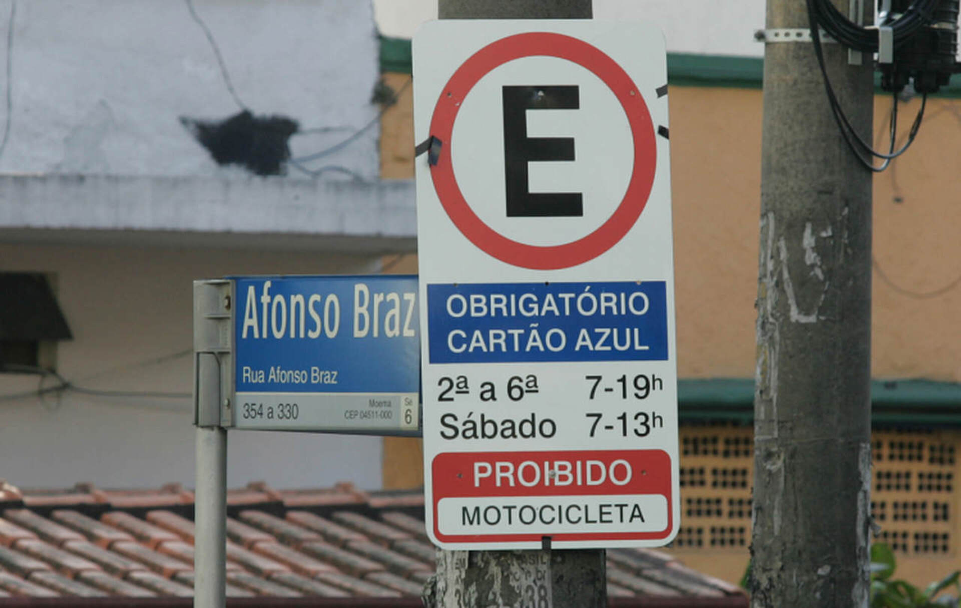 Estacionar na Zona Azul fica mais caro em SP e preço vai a R$ 6,36