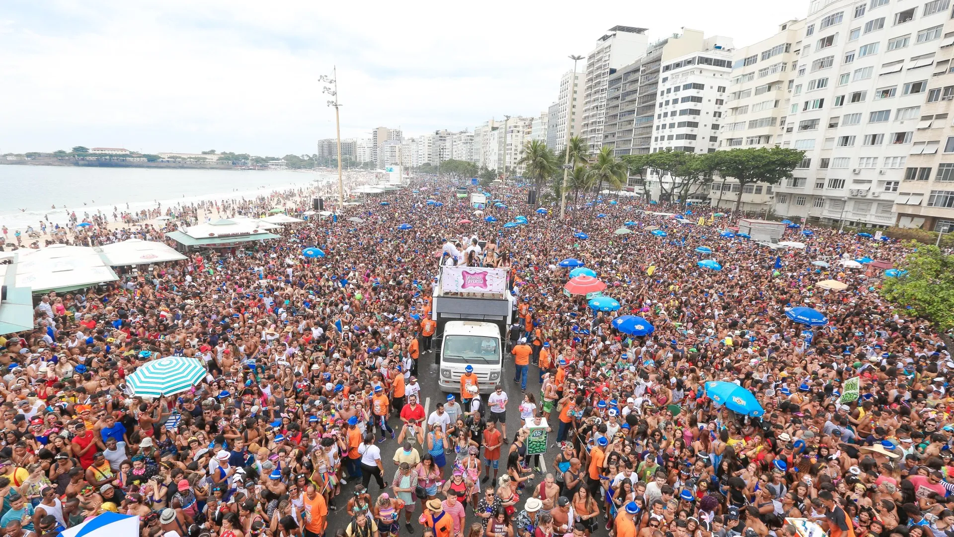 CET-Rio divulga esquema especial de trânsito para os desfiles de blocos de rua