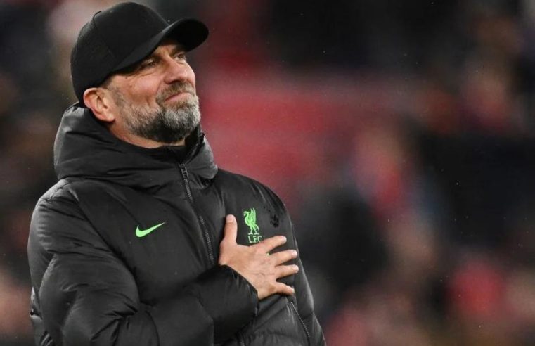 Após conquistar tudo pelo Liverpool, Klopp anuncia que sairá do clube ao fim da temporada