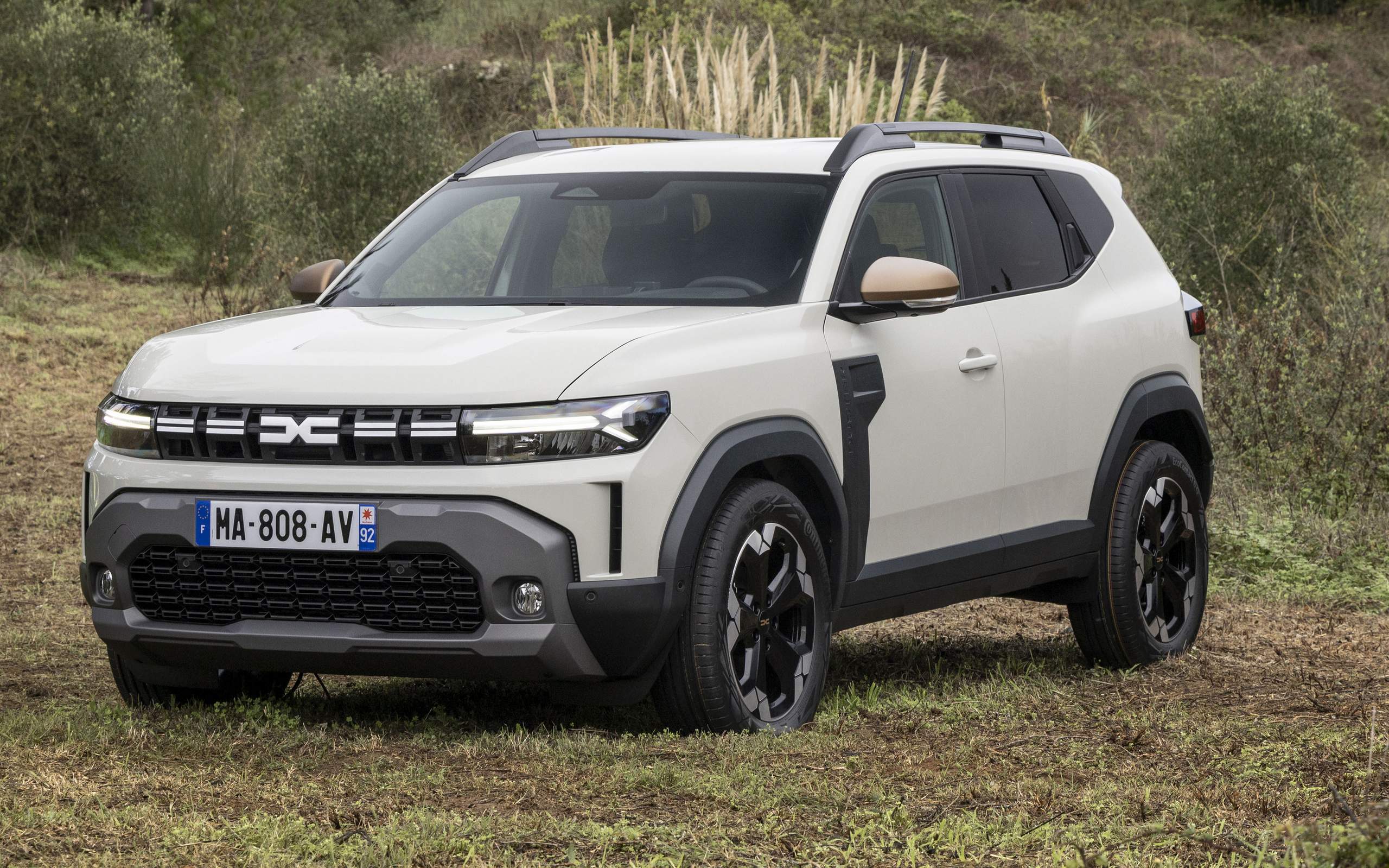 Renault Duster 2024 chega com mudanças visuais e preço a partir de R$ 122.290 