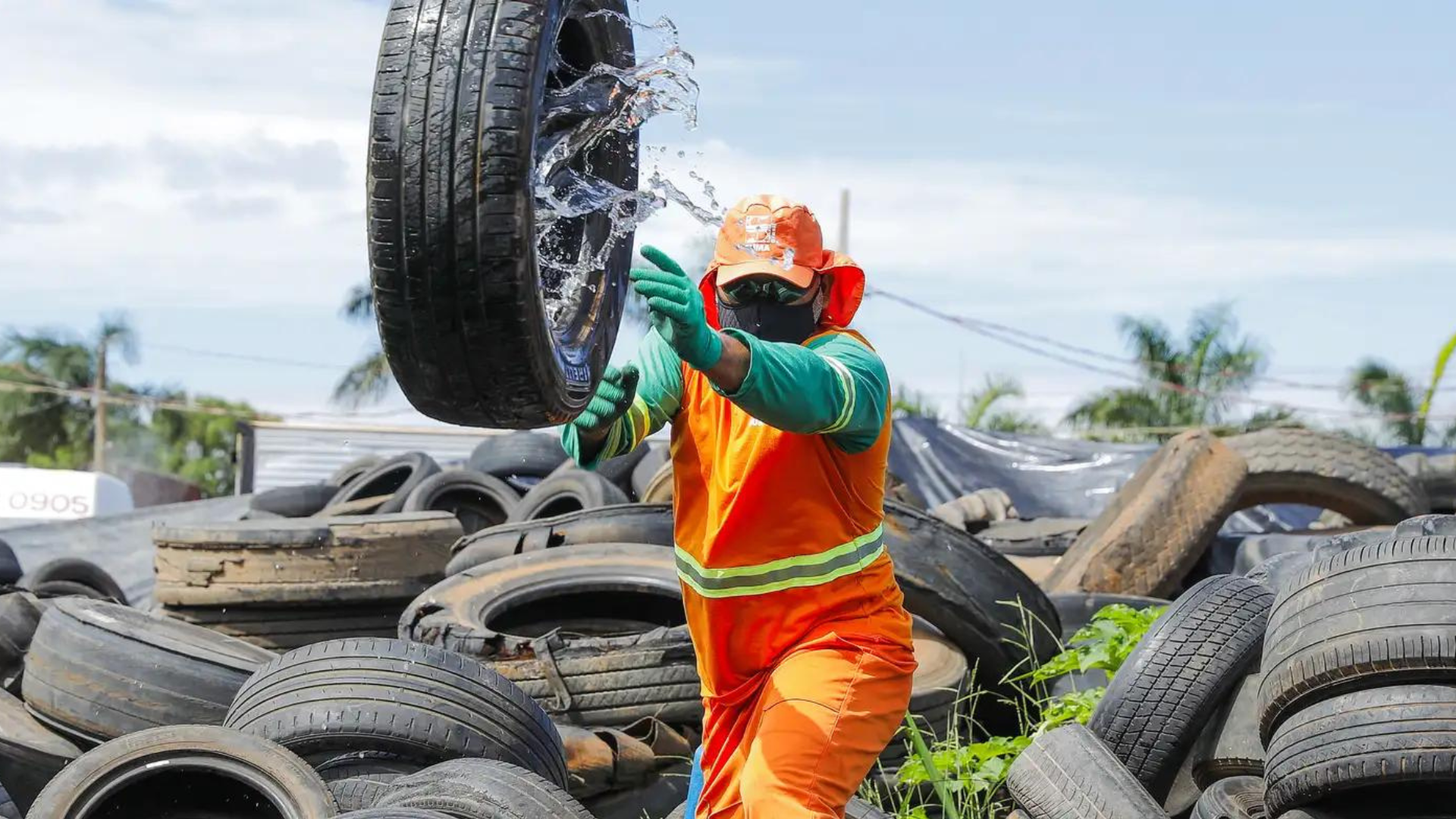 Militares recebem treinamento para combate à dengue no DF