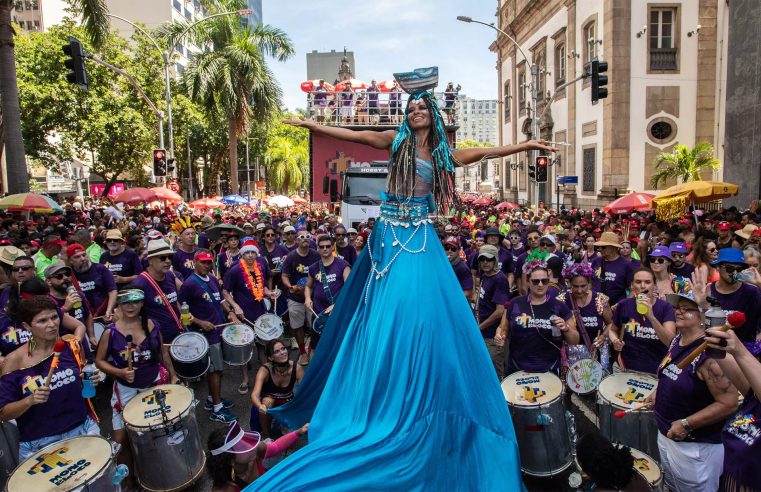 #Carnaval2024: blocos oficiais e não oficiais começam a desfilar neste sábado