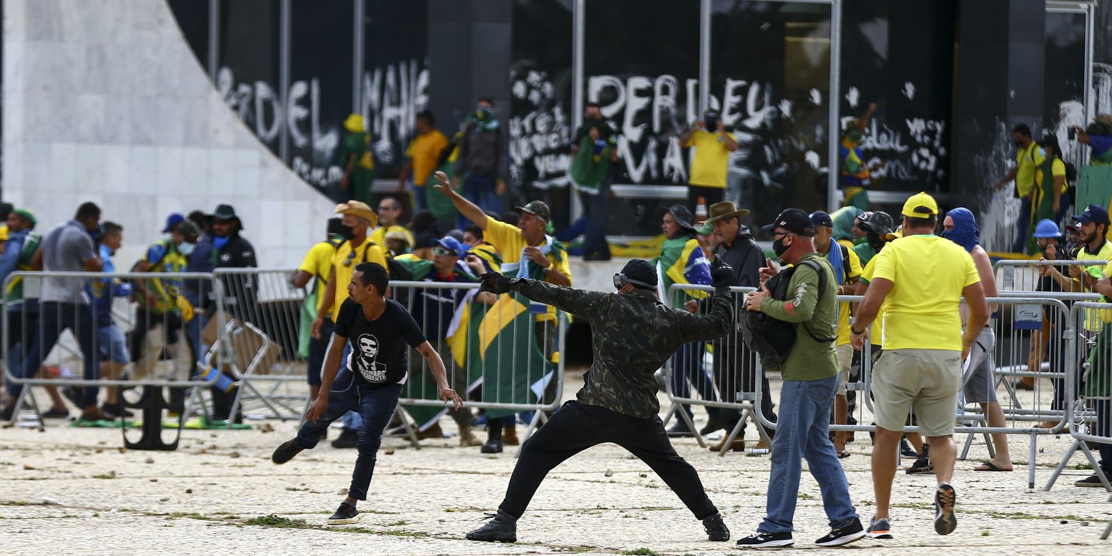 Palácios e parte do acervo destruído em 8 de janeiro estão restaurados 