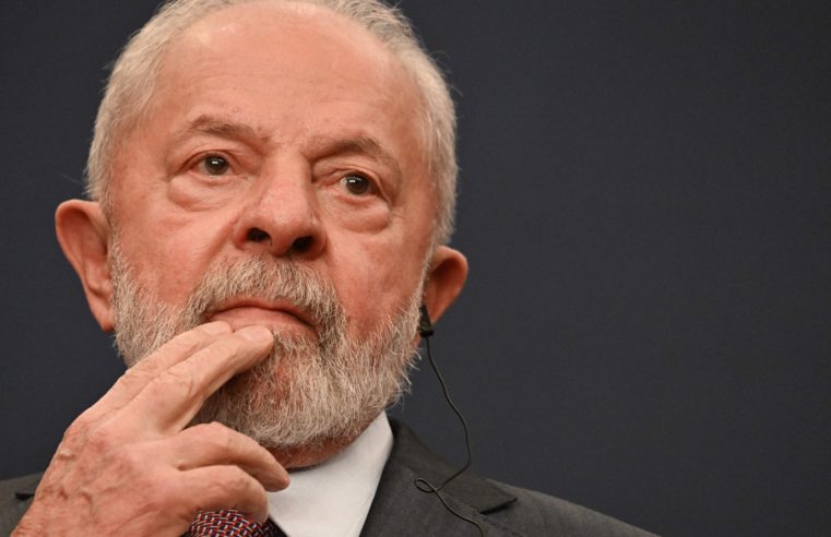 Lula se prepara para negociar reforma administrativa