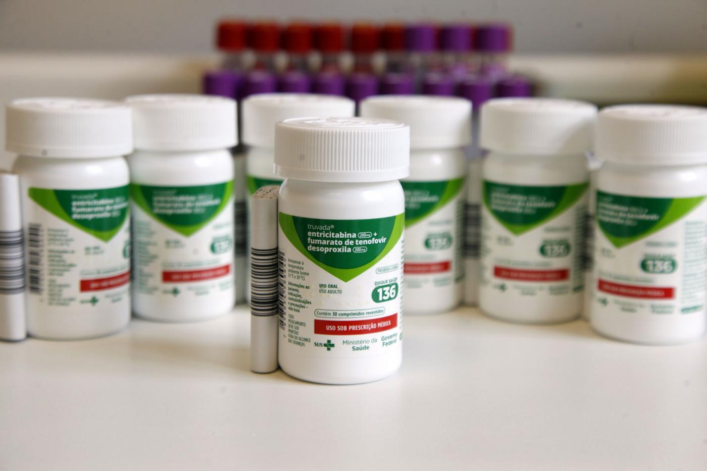 Ministério da Saúde distribui novo medicamento que facilita tratamento do HIV 