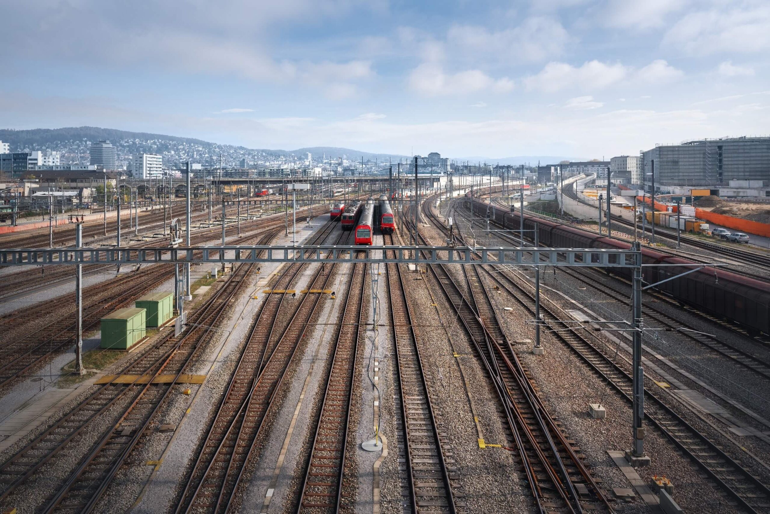 Governo Federal deve investir de R$ 70 bi a R$ 80 bi em ferrovias e rodovias 